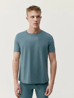 Born Living Yoga T-Shirt Vostok Grey Green>Hombre Camisetas · Polos